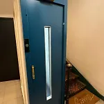 Opera شقة