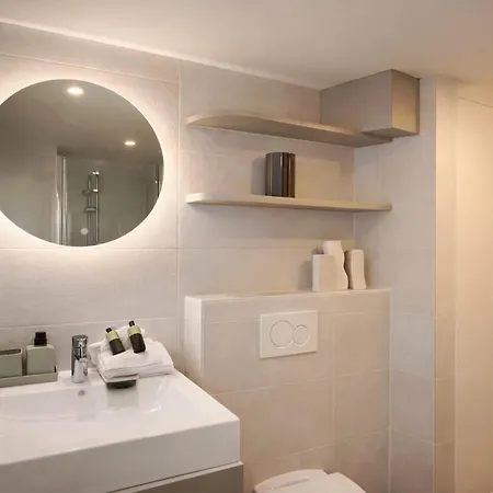 Opera Apartman *